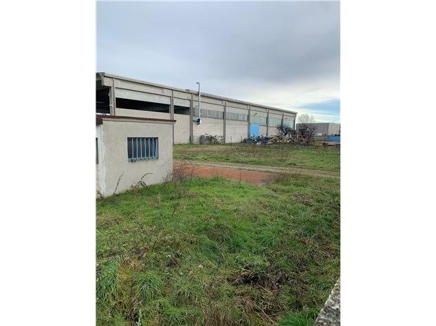 capannone in vendita a Busto Garolfo