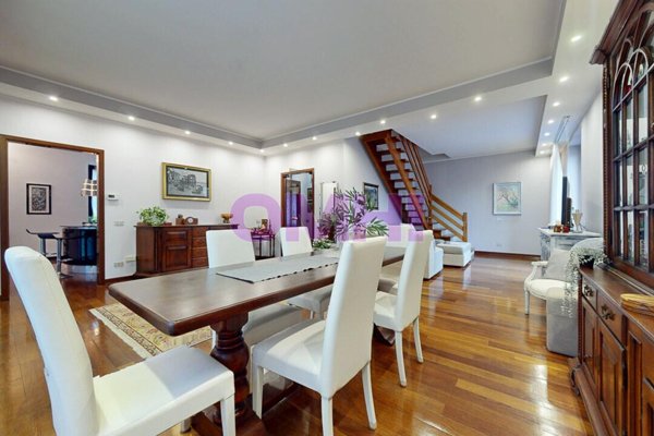 casa indipendente in vendita a Busto Garolfo