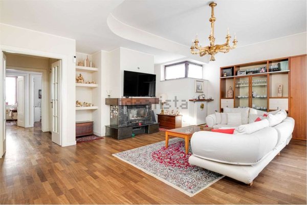 casa indipendente in vendita a Busto Garolfo