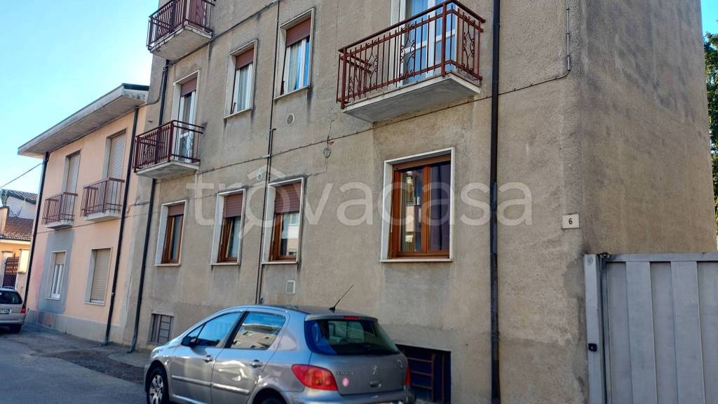 appartamento in vendita a Busto Garolfo