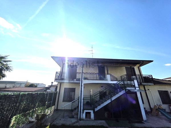 appartamento in vendita a Busto Garolfo