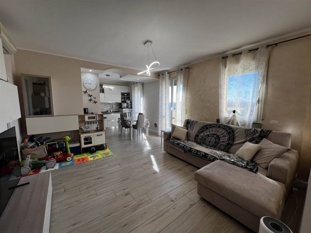 appartamento in vendita a Busto Garolfo