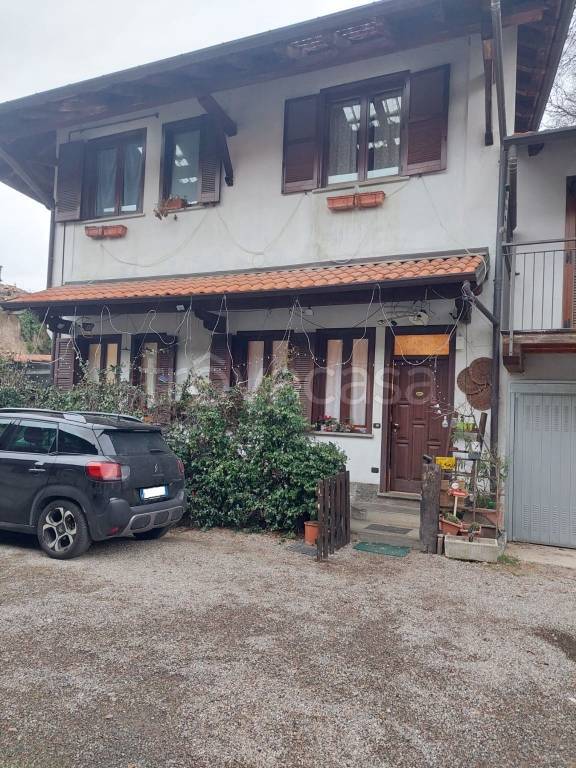 appartamento in vendita a Busto Garolfo