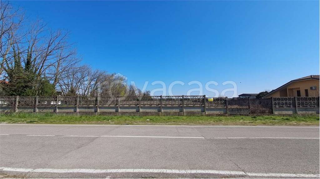 capannone in vendita a Busto Garolfo