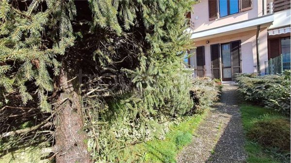 casa indipendente in vendita a Busto Garolfo