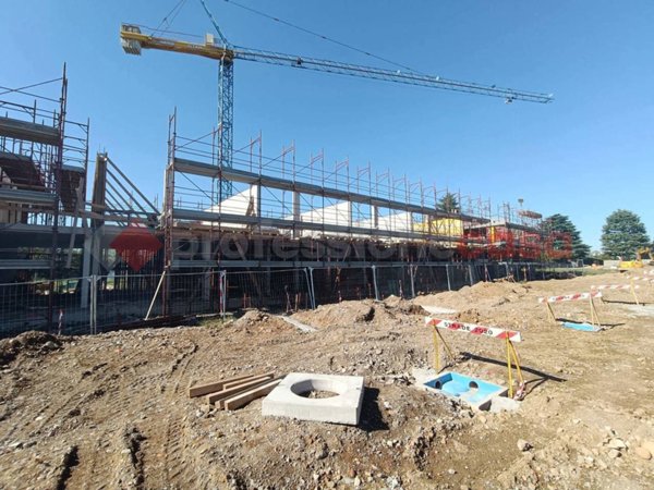 casa indipendente in vendita a Busto Garolfo