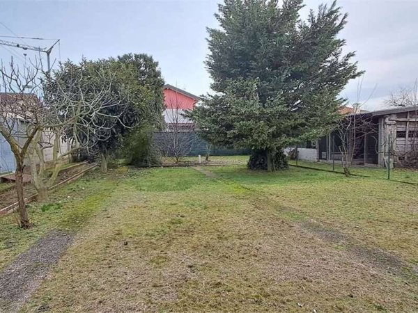 terreno edificabile in vendita a Busto Garolfo