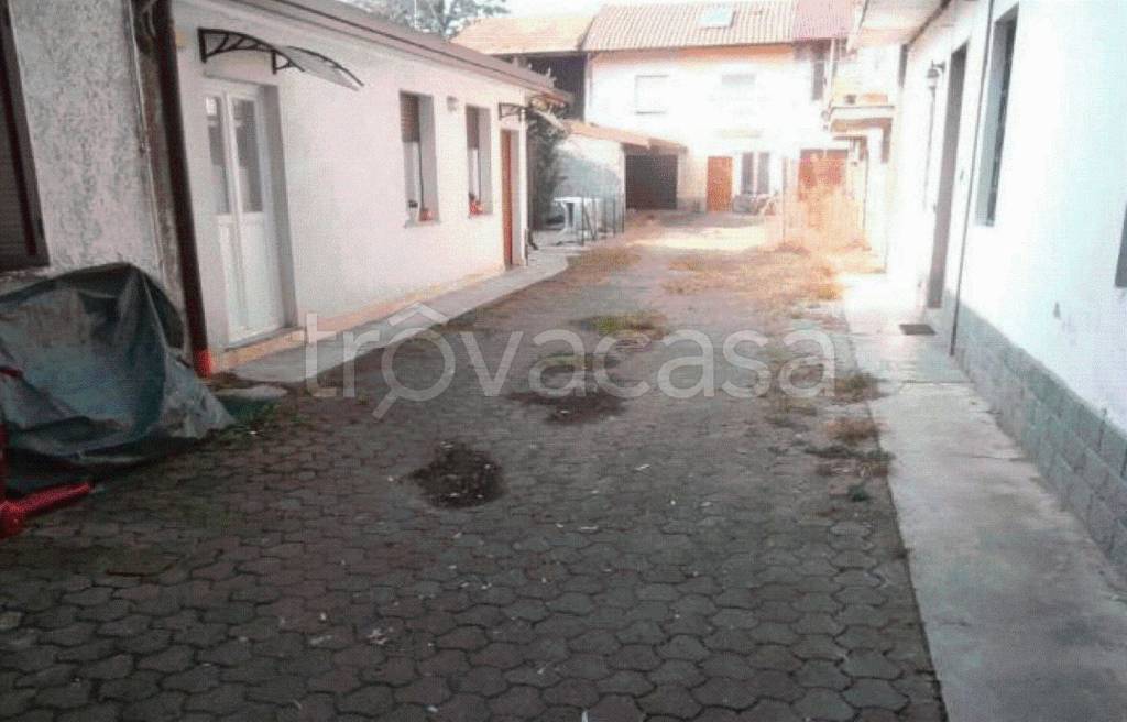 appartamento in vendita a Busto Garolfo