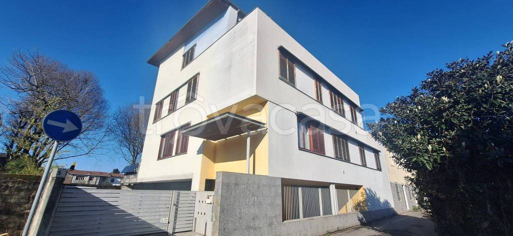 appartamento in vendita a Busto Garolfo