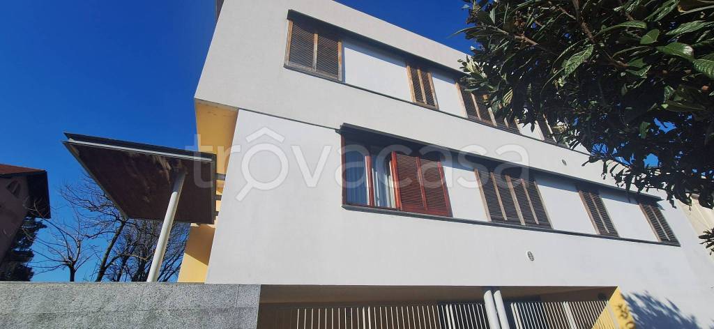 appartamento in vendita a Busto Garolfo