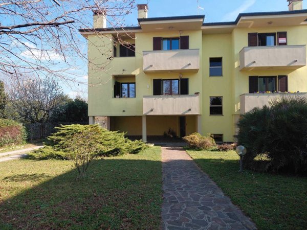 appartamento in vendita a Busto Garolfo