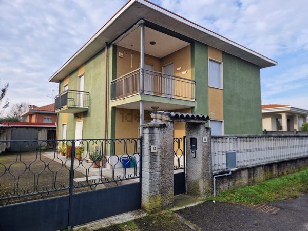 appartamento in vendita a Busto Garolfo