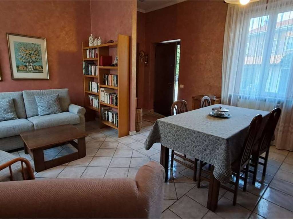 appartamento in vendita a Busto Garolfo