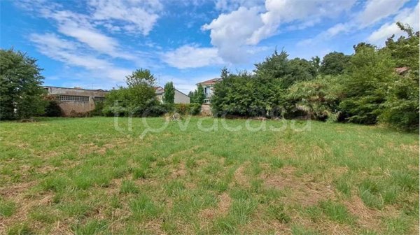 capannone in vendita a Busto Garolfo