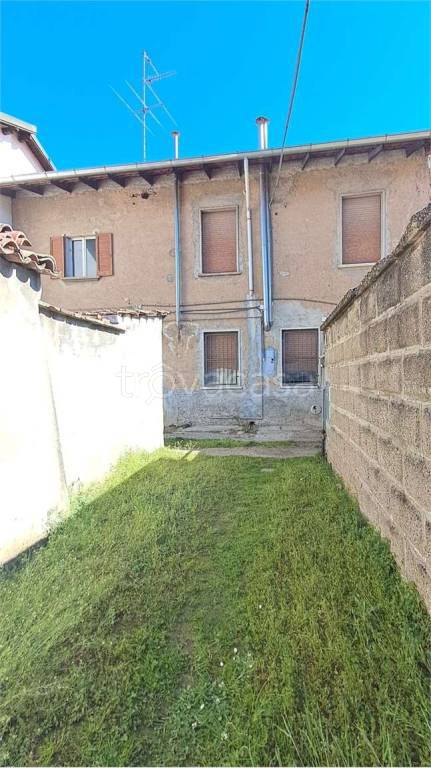 appartamento in vendita a Busto Garolfo