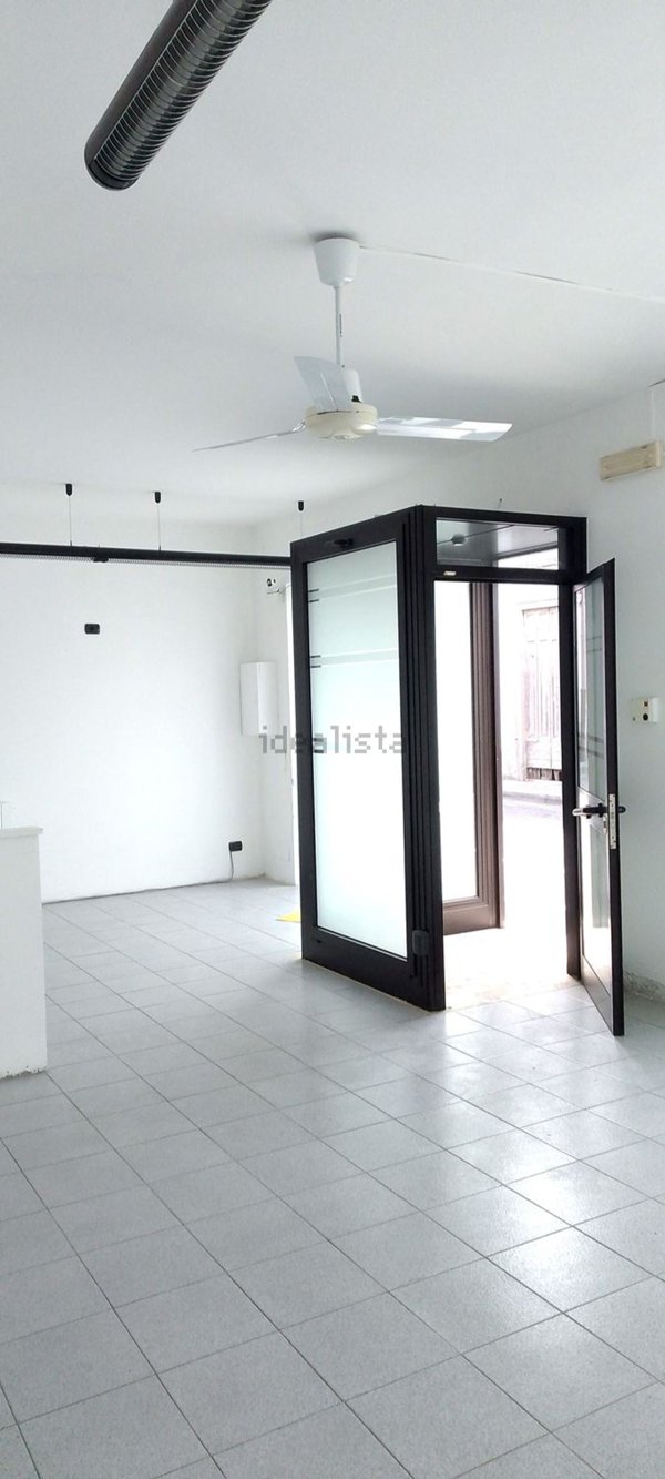 ufficio in vendita a Busto Garolfo