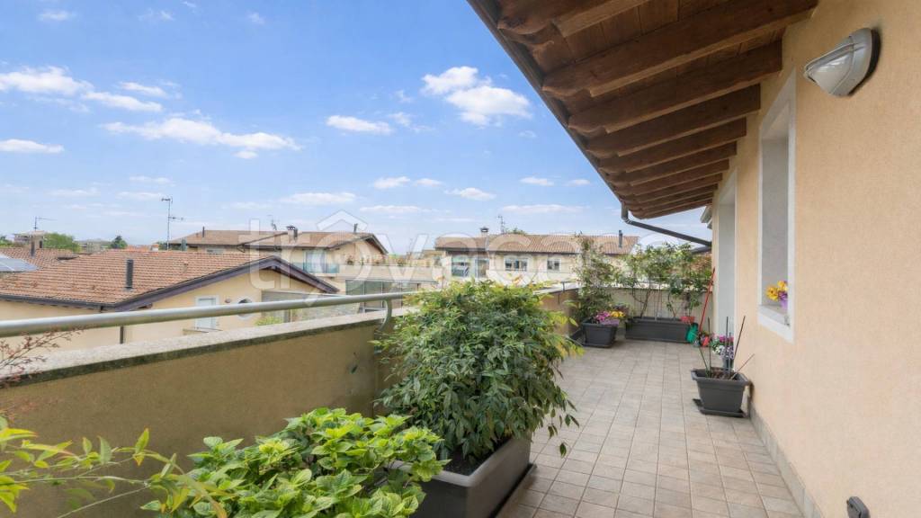 appartamento in vendita a Busto Garolfo