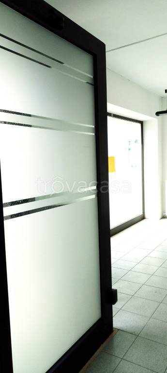 negozio in vendita a Busto Garolfo