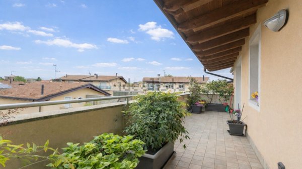 appartamento in vendita a Busto Garolfo