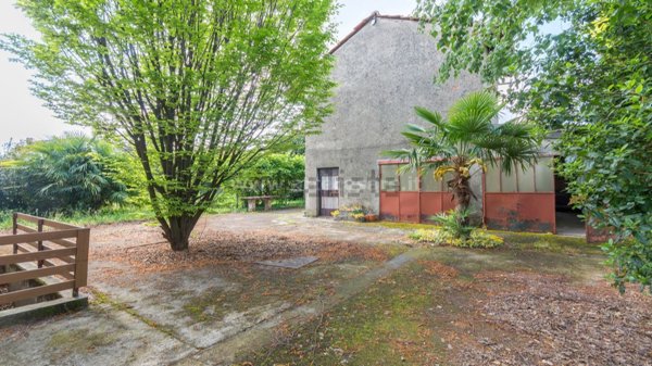 terreno edificabile in vendita a Busto Garolfo