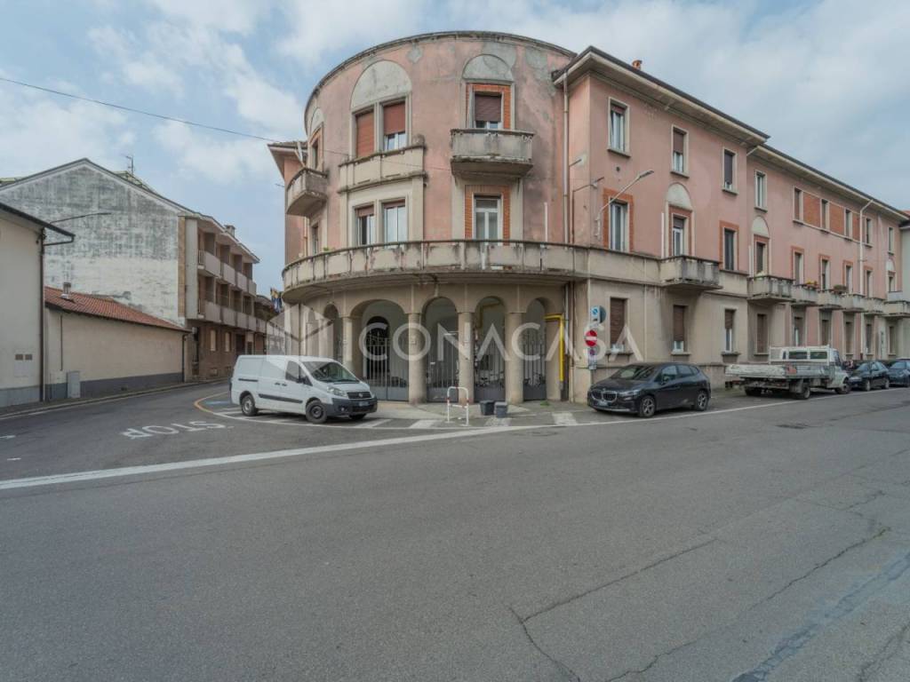 appartamento in vendita a Busto Garolfo