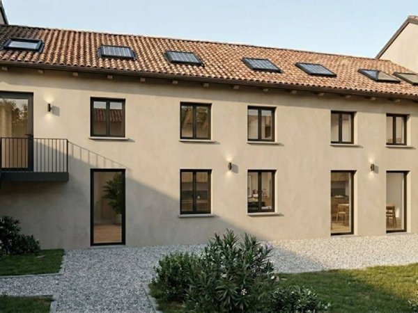 casa indipendente in vendita a Busto Garolfo