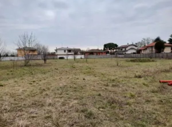 terreno edificabile in vendita a Busto Garolfo