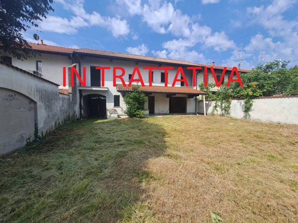 casa indipendente in vendita a Busto Garolfo in zona Olcella