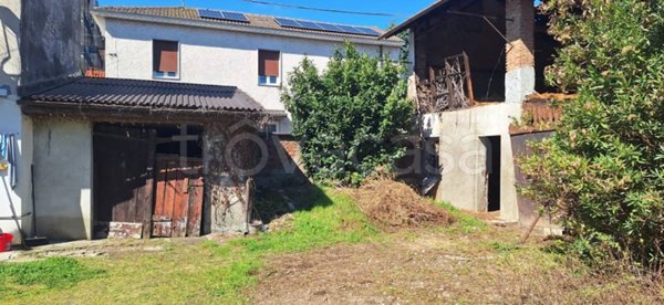 appartamento in vendita a Busto Garolfo in zona Olcella