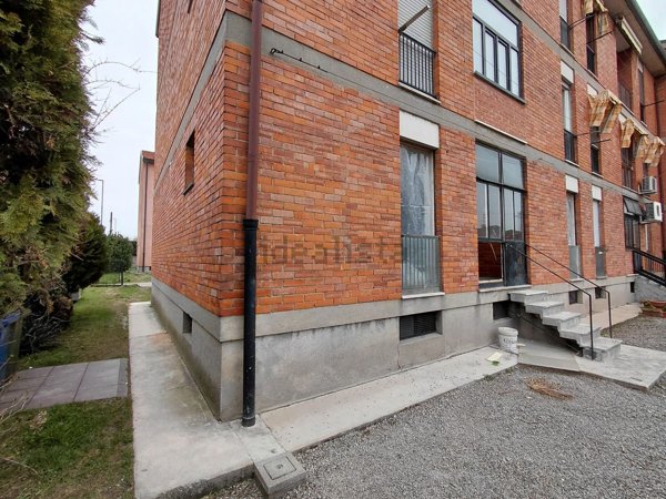 appartamento in vendita a Busto Garolfo in zona Olcella