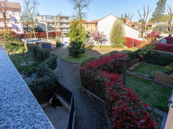 appartamento in vendita a Busto Garolfo in zona Olcella