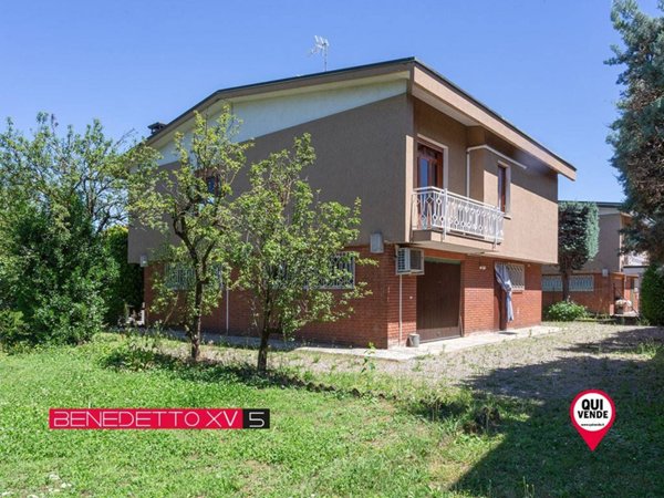 casa indipendente in vendita a Busto Garolfo in zona Olcella