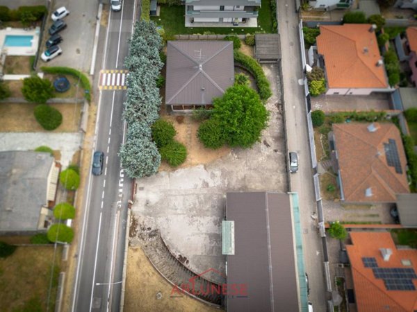 casa indipendente in vendita a Busto Garolfo in zona Olcella
