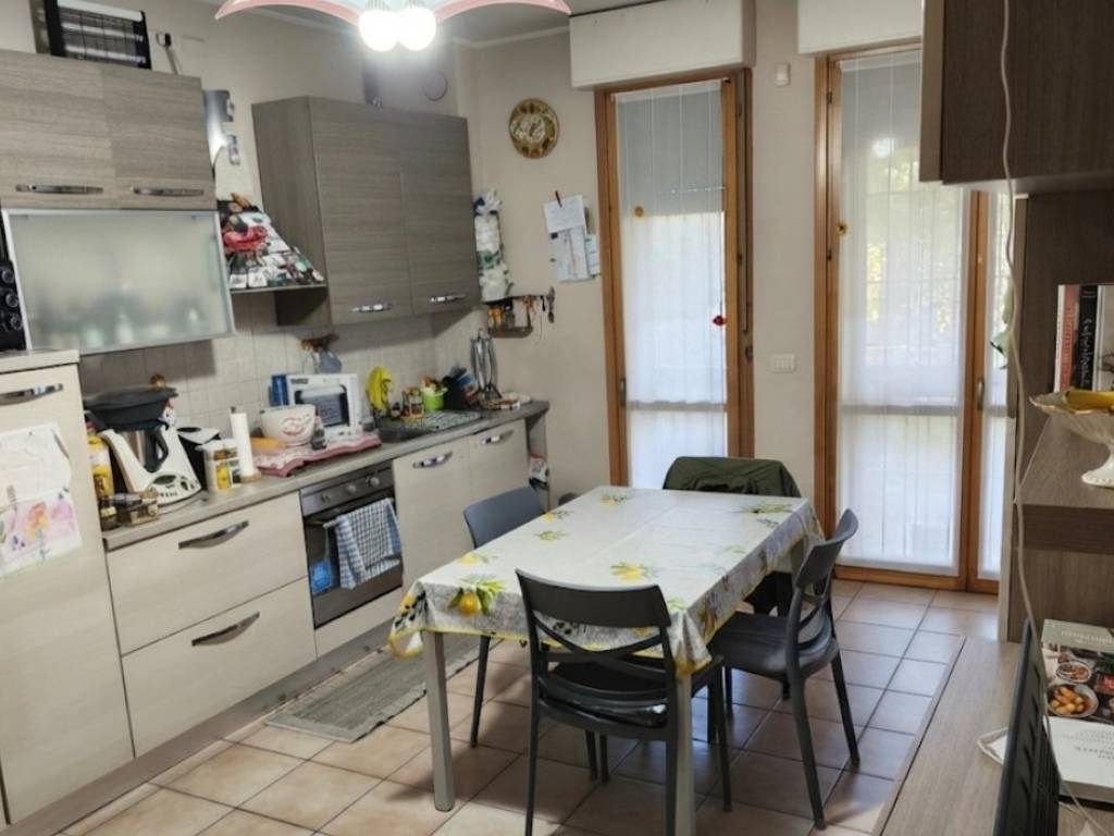 appartamento in vendita a Busto Garolfo in zona Olcella