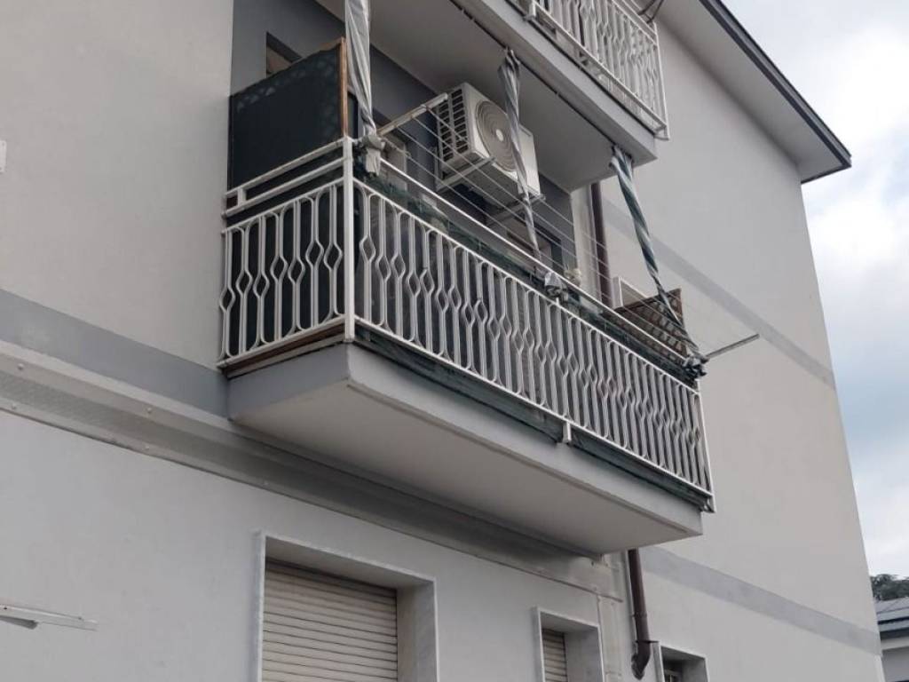 appartamento in vendita a Busto Garolfo in zona Olcella