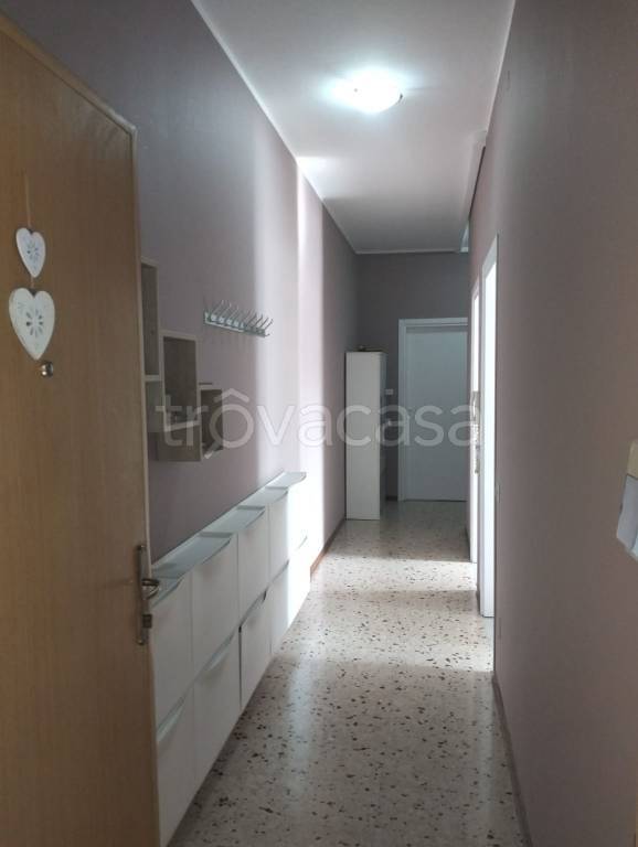 appartamento in vendita a Busto Garolfo in zona Olcella