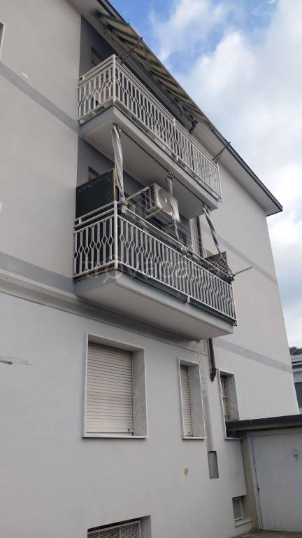 appartamento in vendita a Busto Garolfo in zona Olcella