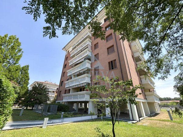 appartamento in vendita a Busto Garolfo in zona Olcella