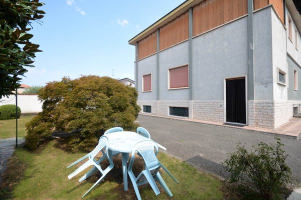 casa indipendente in vendita a Busto Garolfo in zona Olcella