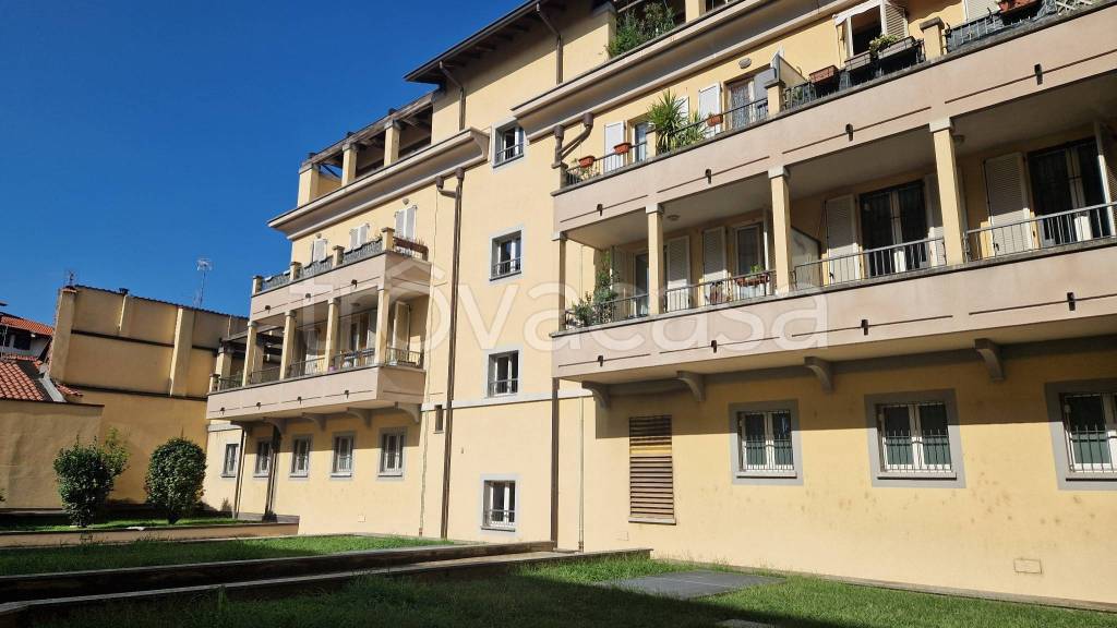 appartamento in vendita a Busto Garolfo