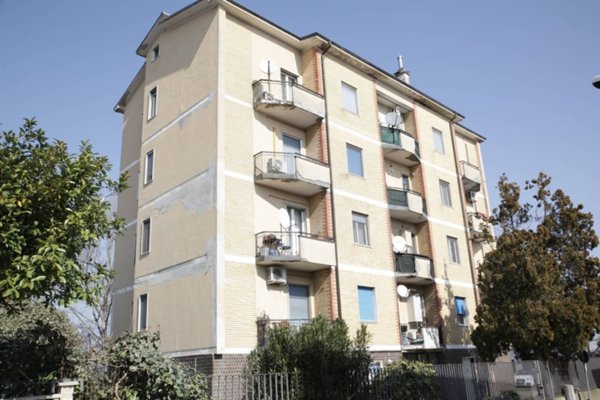 appartamento in vendita a Calvignasco in zona Bettola