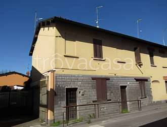 appartamento in vendita a Calvignasco in zona Bettola