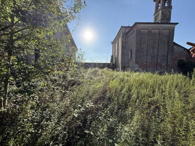 casa indipendente in vendita a Calvignasco
