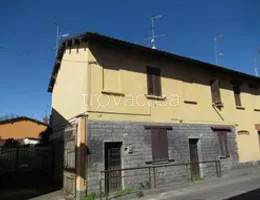 appartamento in vendita a Calvignasco in zona Bettola