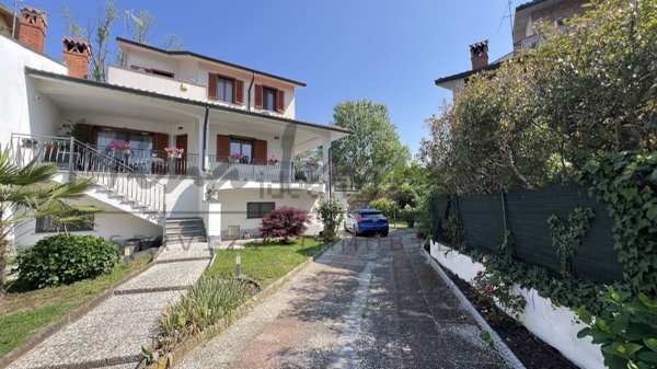 appartamento in vendita a Calvignasco in zona Bettola