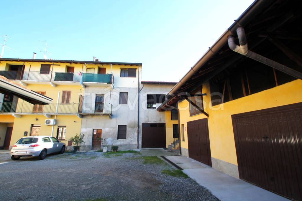 casa indipendente in vendita a Cambiago
