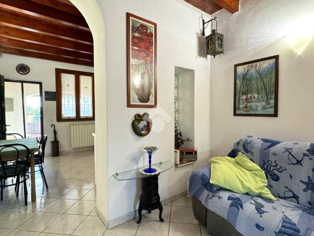 appartamento in vendita a Cambiago