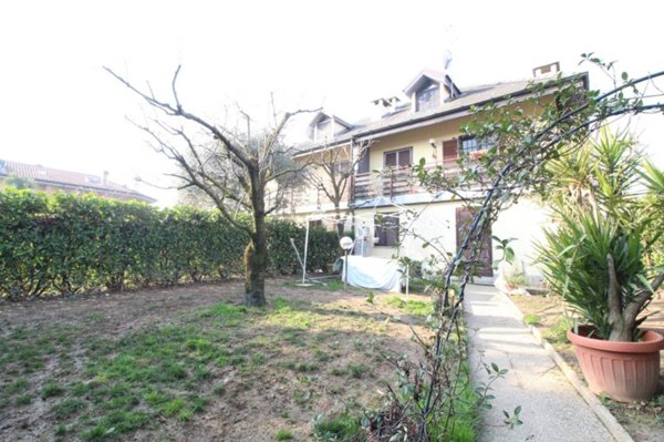 casa indipendente in vendita a Cambiago