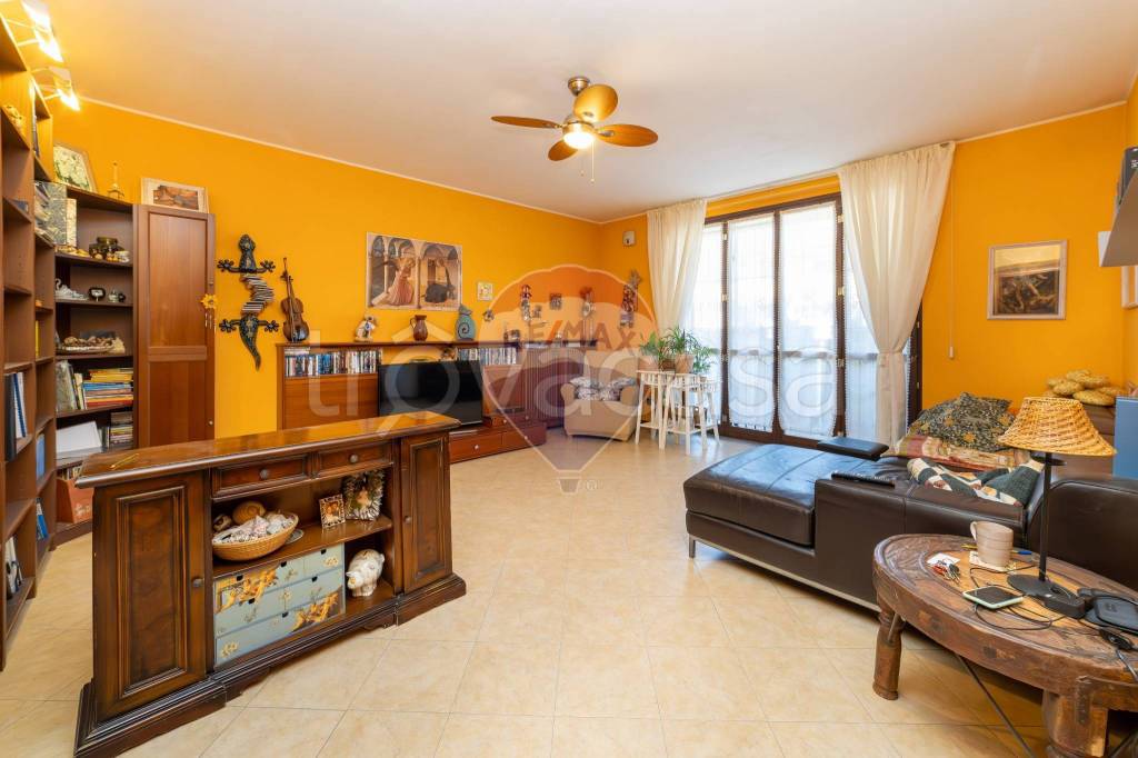appartamento in vendita a Cambiago