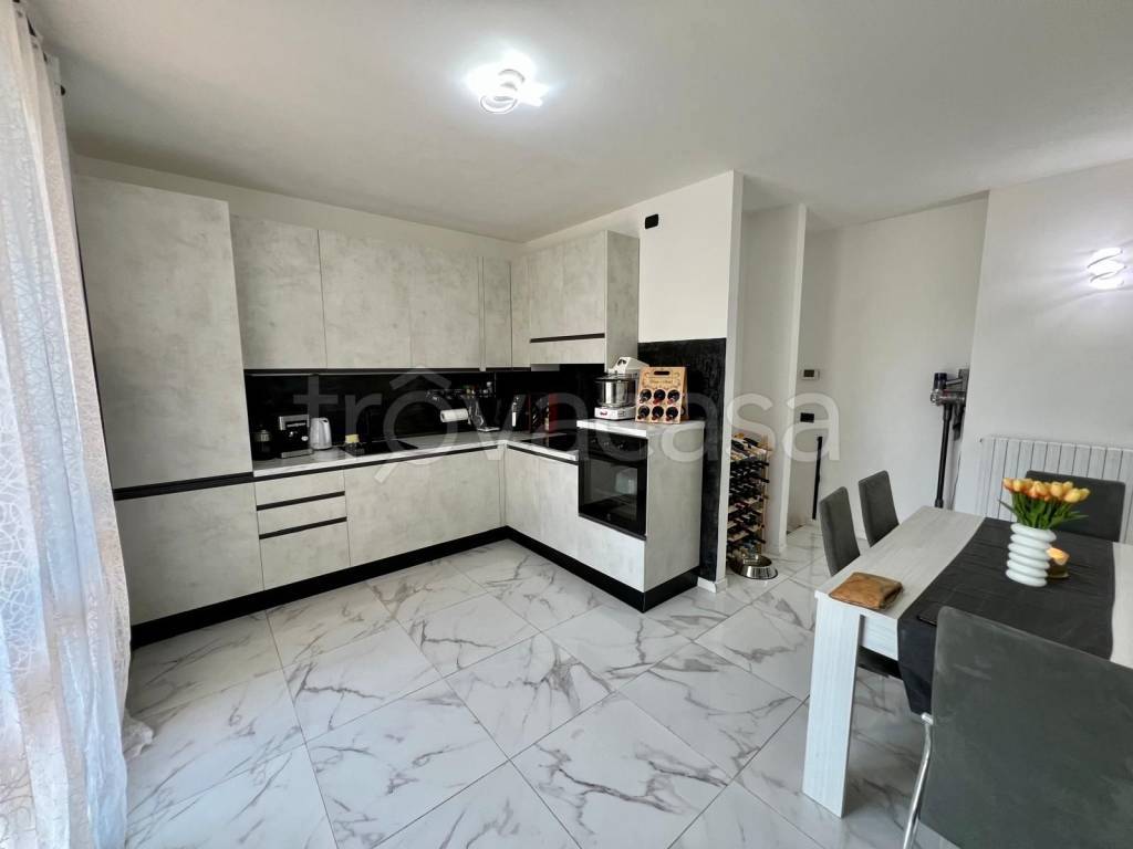 appartamento in vendita a Cambiago